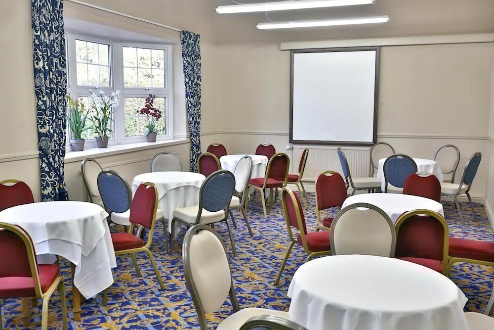 Reigate Manor Hotel Luaran gambar