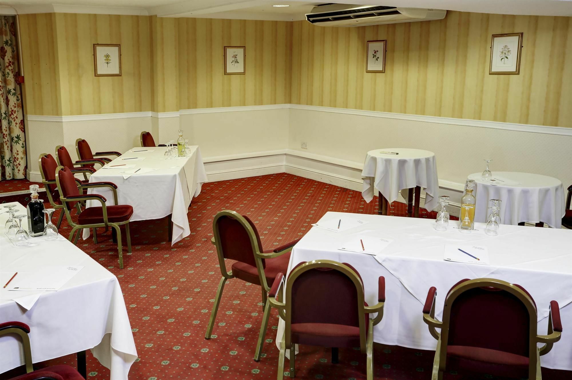 Reigate Manor Hotel Luaran gambar